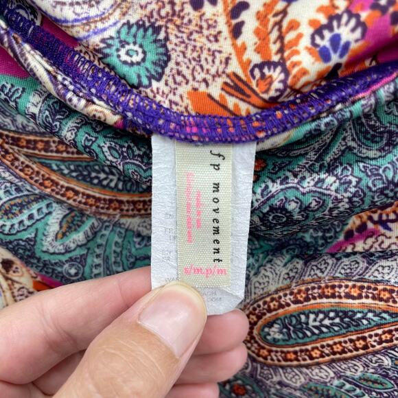 Free People Movement Cropped Leggings Womens Small/Medium‎ Pink Teal Print Yoga - Picture 5 of 6